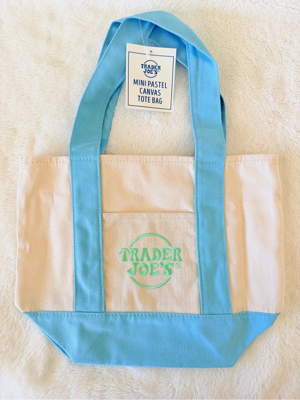 Trader Joe's Pastel Canvas Tote Bag - Set of 4 - Blue, Lavender, Pink, Mint - Picture 3 of 5